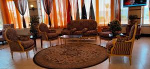Posezení v ubytování Fayoum Hotel