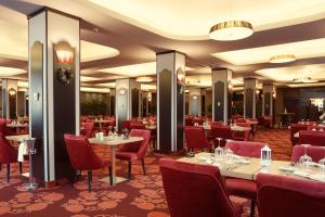 Restaurace v ubytování RIN Airport Hotel