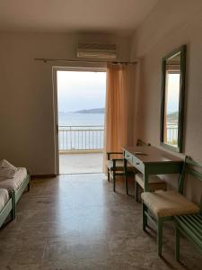 Gallery image of Fedra Apartments in Poros