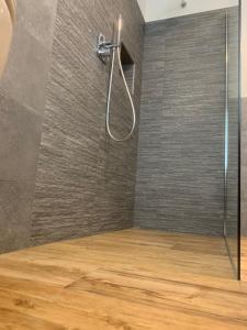 Ένα μπάνιο στο Chalet dal Grant