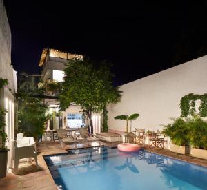A piscina em ou perto de Casa Amberes