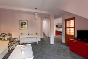 Zdjęcie z galerii obiektu Villa Dane, private pool, near Hula Hula, free breakfast - DIRECT LANDLORD w Hvarze +28 zdjęć