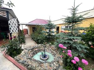 Zahrada ubytování Guest House Ugra