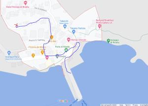 un mapa de una ciudad con carreteras y autopistas en Casa da Vela, en Rinella