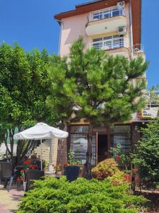 Zahrada ubytování Santorini Sveti Vlas + 37 fotografií