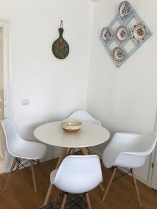 Istumisnurk majutusasutuses Lele Maria's Cottage