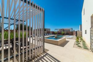 Bazén v ubytování PINNA RESIDENCE - SV. JEROLIM nebo v jeho okolí