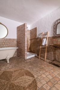 Un baño de Eole Tarifa Rooms