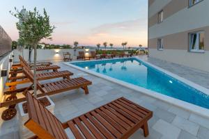 Bazén v ubytování Oliva Vallis Apartments nebo v jeho okolí