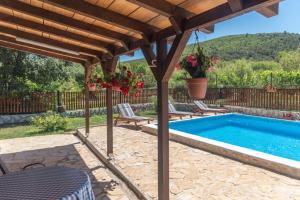 Φωτογραφία από το άλμπουμ του Holiday home Srdašce σε Perković