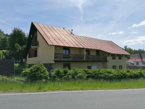 Budova, v ktorej sa apartmán nachádza
