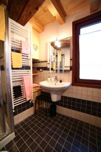 A bathroom at Stalut das puestines