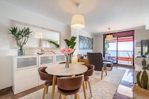 A kitchen or kitchenette at PARADISE SUITES Buenavista Beach Még 30 kép