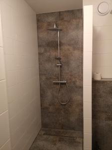 Kúpeľňa v ubytovaní Apartamenty Lawendowy Zakątek 7
