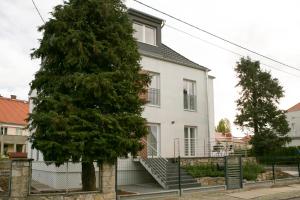 Budova, v ktorej sa apartmán nachádza