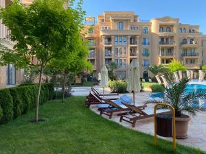 O grădină în afara Aphrodite Gardens D208, studio apartment