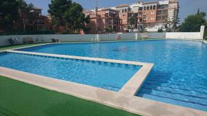 The swimming pool at or close to Apartamento del sol