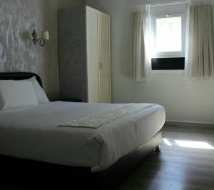 Gallery image of Hotel Alma - Near The Sea in Netanya