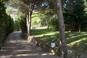Vonkajšia záhrada v ubytovaní La Ciruela - Villa paisible jardin de 5000m2 piscine chauffée et vue sur mer