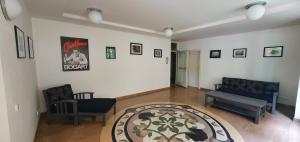 Część wypoczynkowa w obiekcie Apartmán 46m2 s balkonem v lázeňském centru