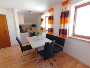 Posedenie v ubytovaní Apartment Bauer