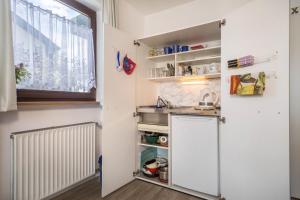 Кухня или мини-кухня в Bett und Frühstück bei Gertrud
