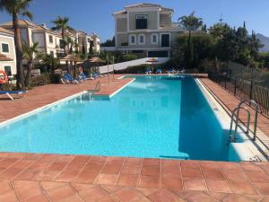 Galeriebild der Unterkunft Cozy 4 Room Ap with Whirlpool,3min drive to the beach in Bahia de Casares