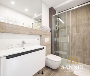 Ένα μπάνιο στο Apartament NAUTICAL +35 φωτογραφίες