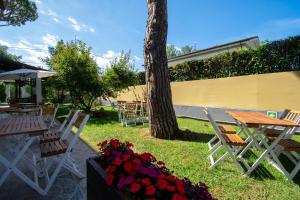 Ogród w obiekcie Hotel Villa Giada