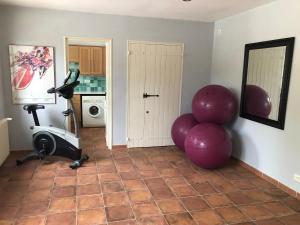 Palestra o centro fitness di The Courtyard
