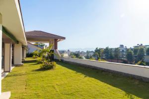 Aed väljaspool majutusasutust Hotel Ananda Pashupati