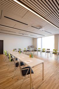 Konferenčné priestory v ubytovaní JUFA Hotel Laterns - Klangholzhus