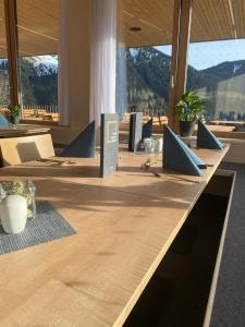 Posedenie v ubytovaní JUFA Hotel Laterns - Klangholzhus