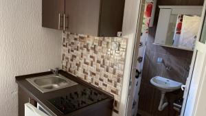 Ένα μπάνιο στο Vila Marina