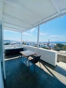 Uma varanda ou terraço em Fabrica Sunset Apartments
