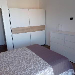 Posteľ alebo postele v izbe v ubytovaní Monopoli guest house BA07203091000019440