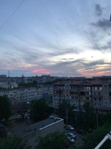 Pohľad na východ alebo západ slnka z apartmánu alebo blízkeho okolia