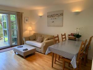 Posezení v ubytování Yew Tree House