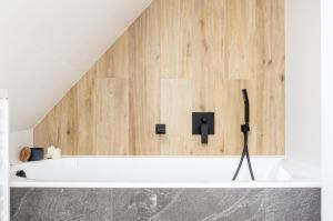 Kúpeľňa v ubytovaní Willa MAJA Relax pod Giewontem APARTZAKOP