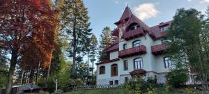 Budova, v ktorej sa ubytovanie bed & breakfast nachádza