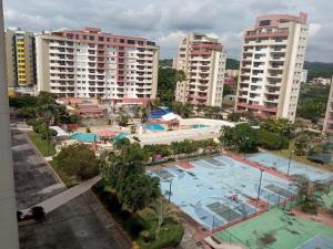 Bazén v ubytování Departamento 4 habitaciones 12 personas vista al mar 8vo piso Playa Almendro nebo v jeho okolí