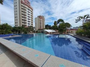 Bazén v ubytování Departamento 4 habitaciones 12 personas vista al mar 8vo piso Playa Almendro nebo v jeho okolí