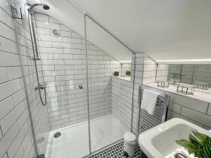 Old Yarn Apartment - Close to city walls
