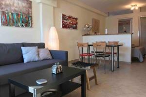 Posedenie v ubytovaní Cozy seafront loft - Kat's rentals