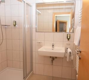 A bathroom at Apart welcom