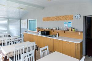 A kitchen or kitchenette at Van Vila