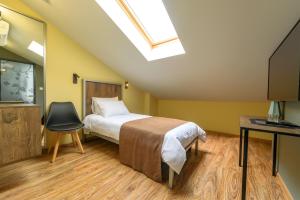 Postel nebo postele na pokoji v ubytování STARK HOTEL + 30 fotografií