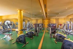 Fitness centrum a/nebo fitness zařízení v ubytování Yadis Djerba Golf Thalasso & Spa