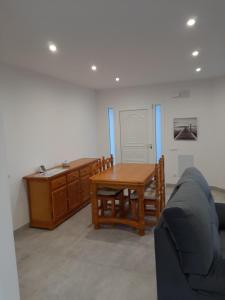 Fotografie z fotogalerie ubytování Casa Les Buganvilles v destinaci Deltebre + 8 fotografií