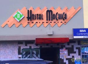 Certificato, attestato, insegna o altro documento esposto da Hostal Residencial Mochica